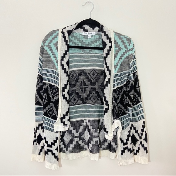 Sweaters - Geometric Multicolored Printed Cardigan